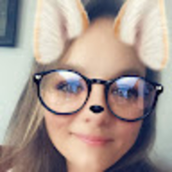 Meet your Posher, Amanda - Picture 1 of 1